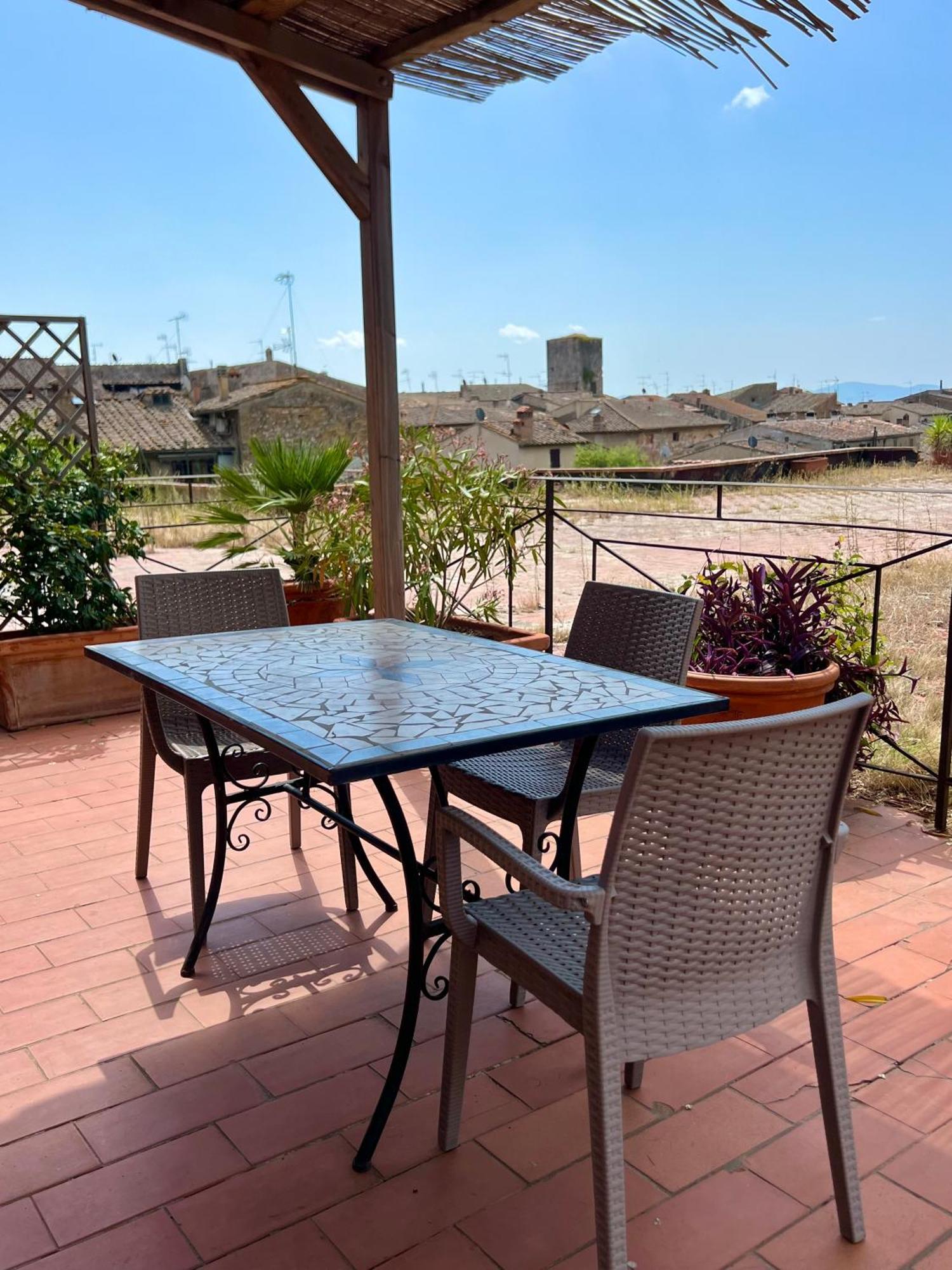 Apartamento Le Viole San Gimignano Exterior foto