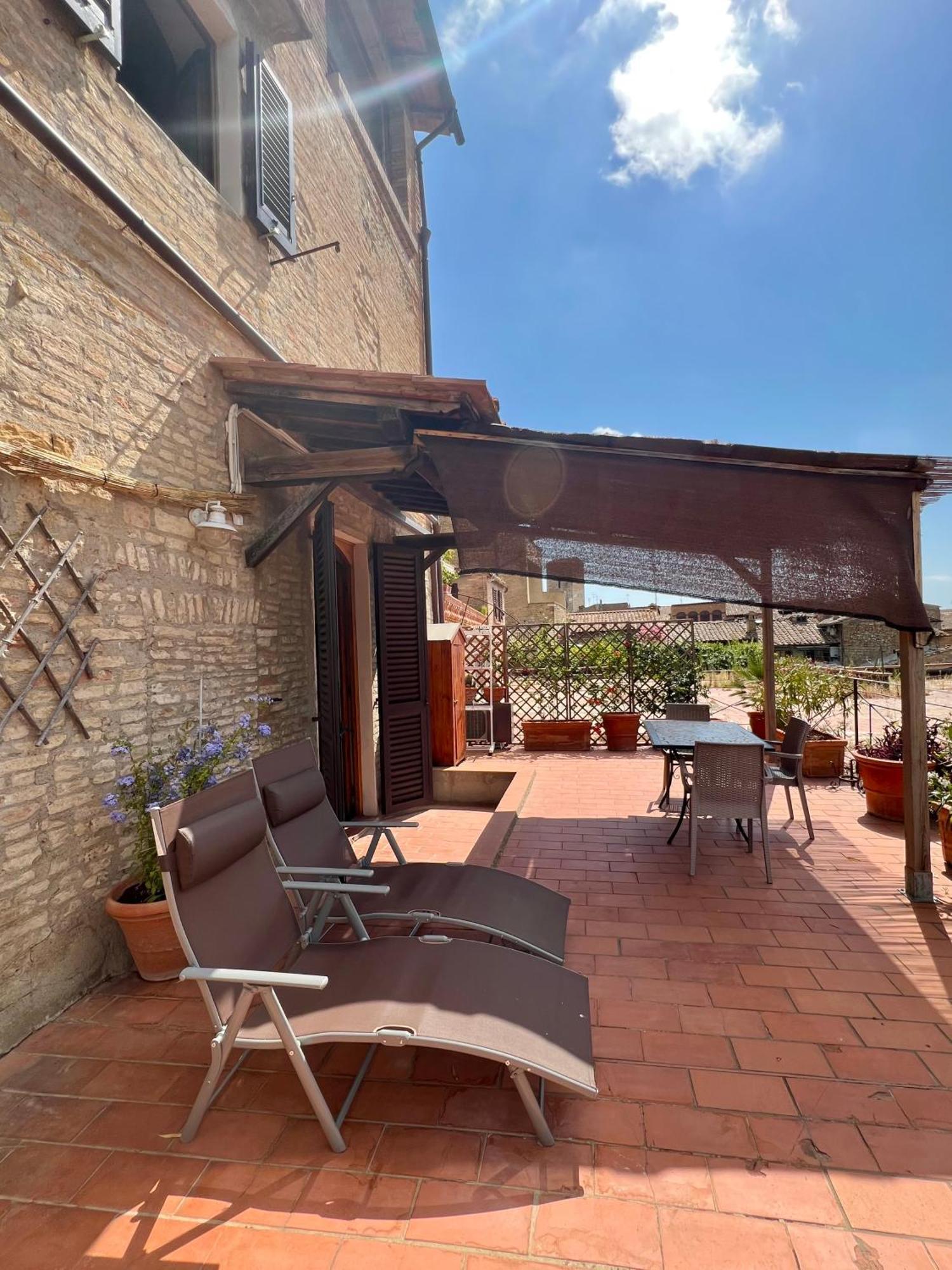 Apartamento Le Viole San Gimignano Exterior foto